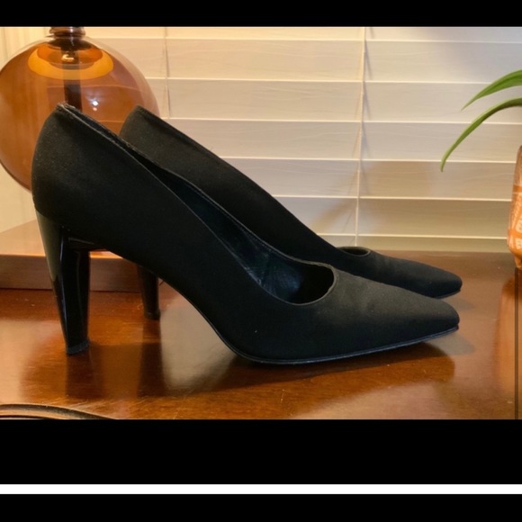 Black Stuart Weitzman Heels - Picture 2 of 9